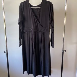Maternity faux wrap dress NWT